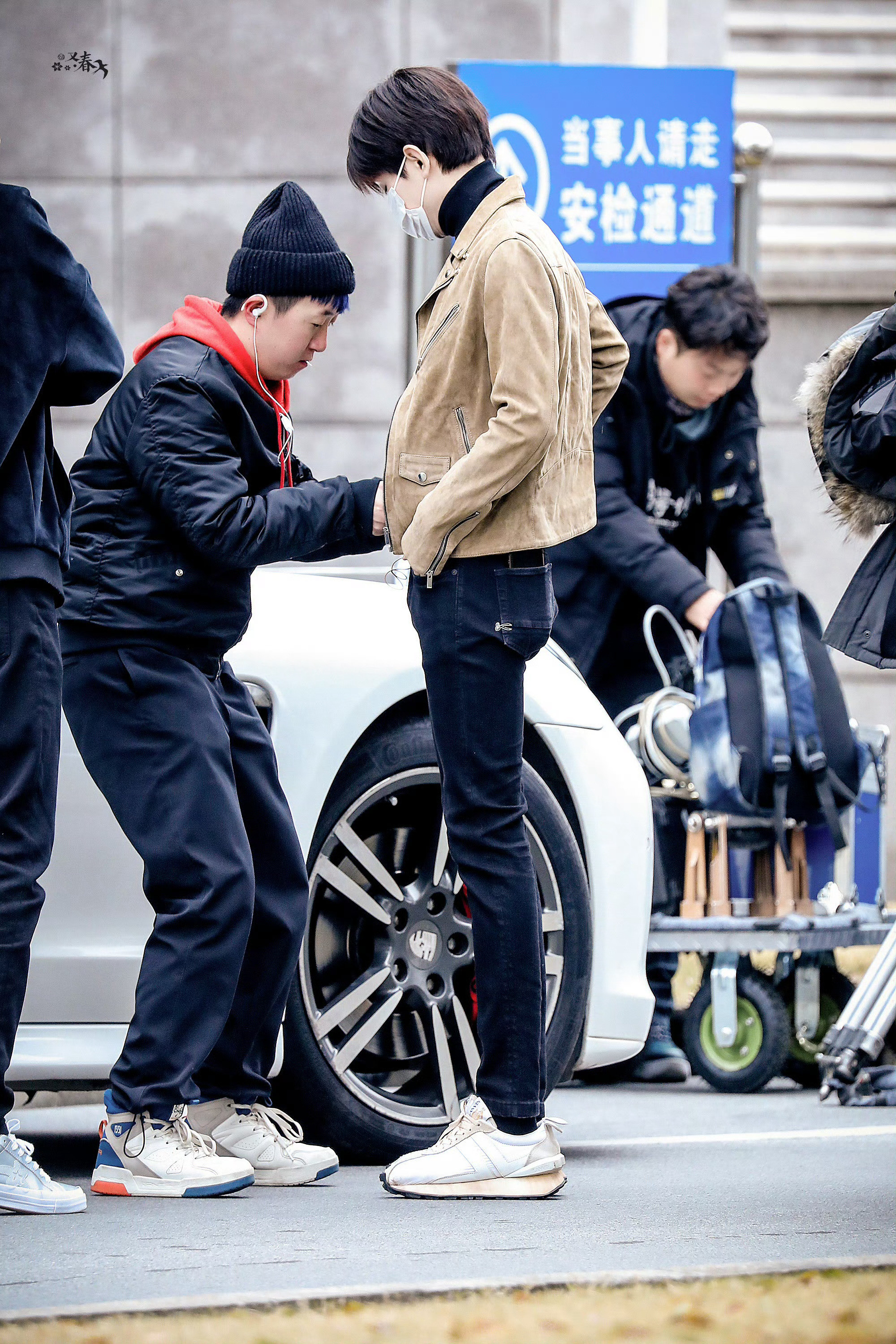 这么一双又直又长又细的腿好优越的体型成毅狩谎cy成毅林彦廷