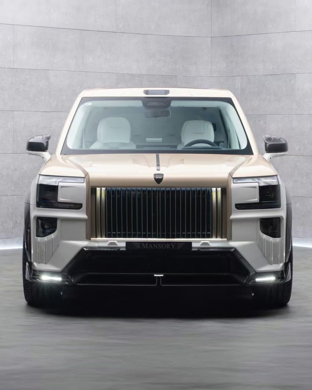 极氪回应迈莎锐改装9X卖270万哇，确实有点意思迈莎锐（MANSORY）是来自