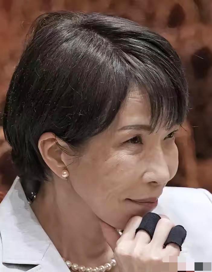 主动低头访华！日本这次真的慌了看得出来日本已经沉不住气，主动放软姿态要来咱们