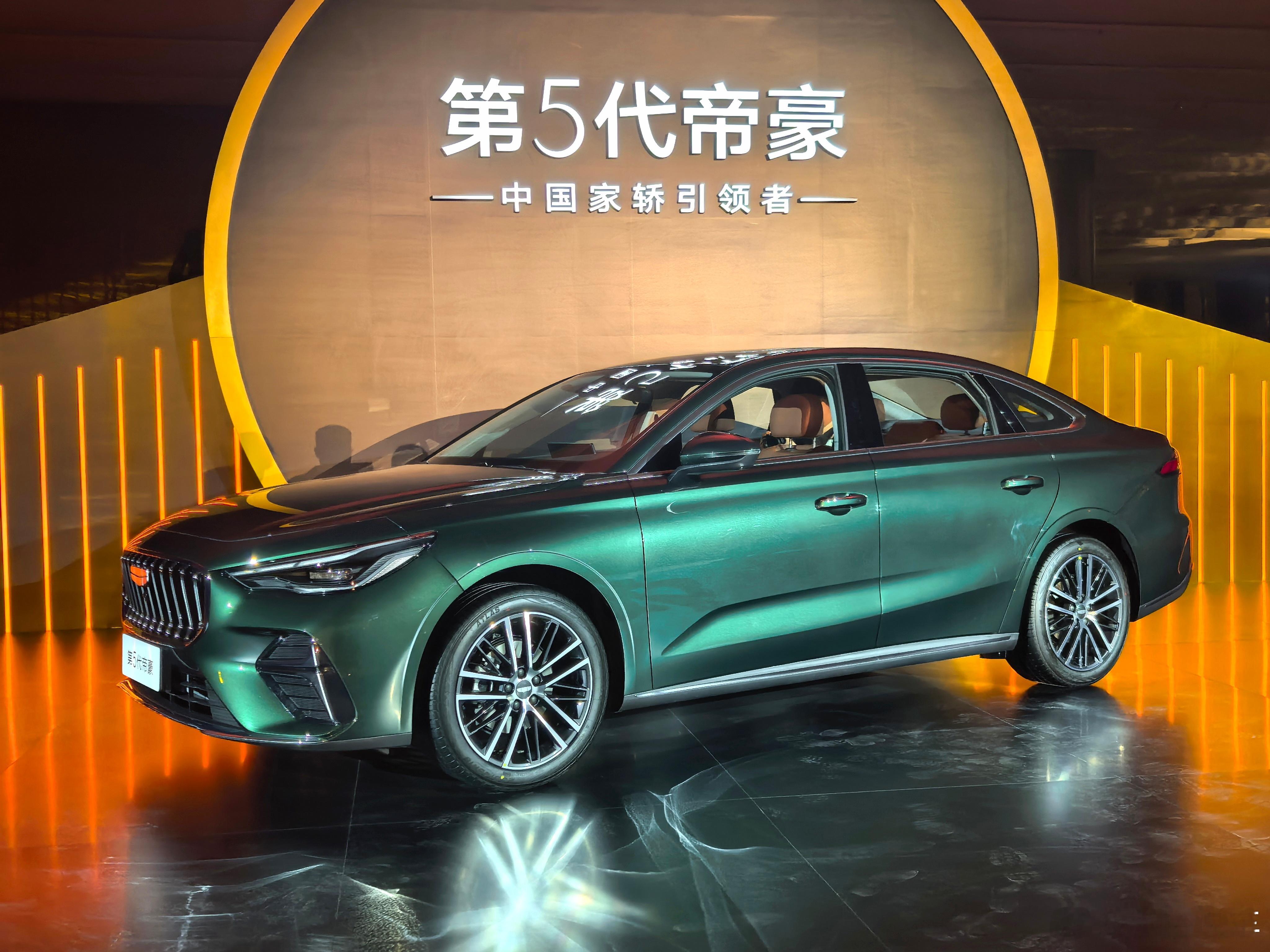 从2009年第一台帝豪上路，10多年光景，从代步变成世界家轿，靠的就是一代一代不