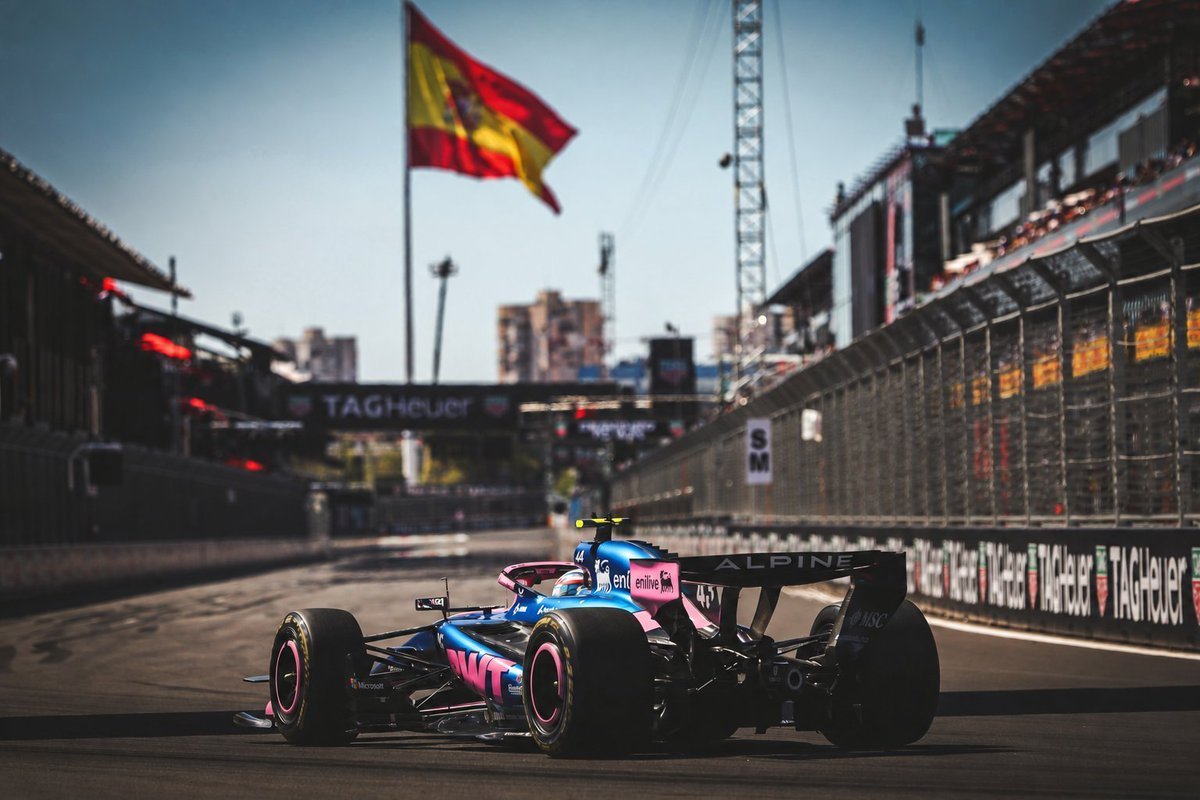 F1随着汉密尔顿在西班牙站没有完赛，科拉平托成为2026赛季目前为止唯一一位每场