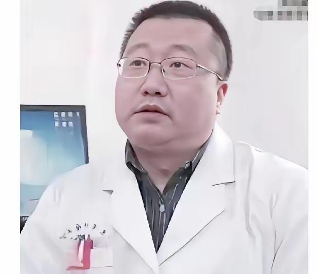 审计组这次估计是真懵了。本来气势汹汹去查账，以为能逮住个硕鼠，结果翻出来一本