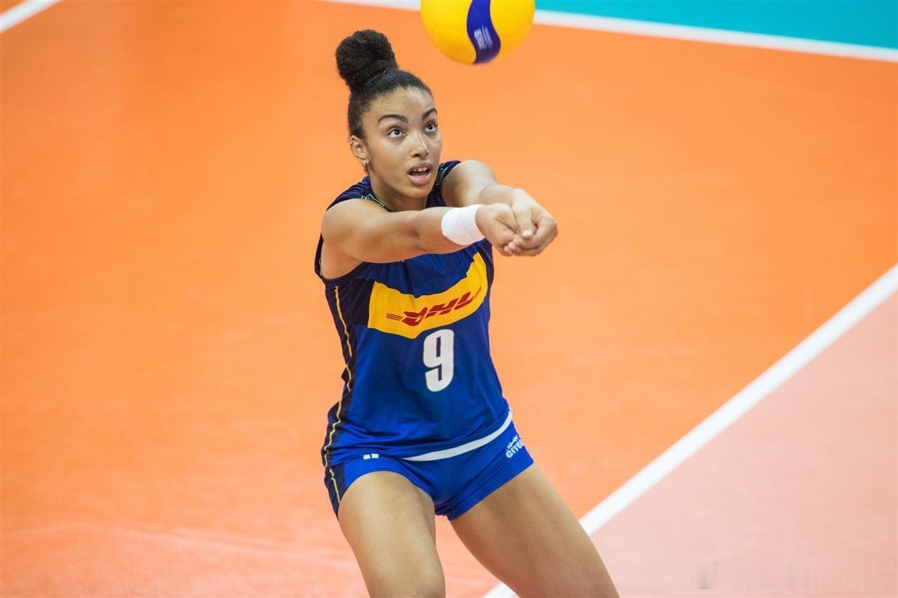 2026年欧洲女排锦标赛🇮🇹萨法·阿拉维（2006年/185cm）已受邀参