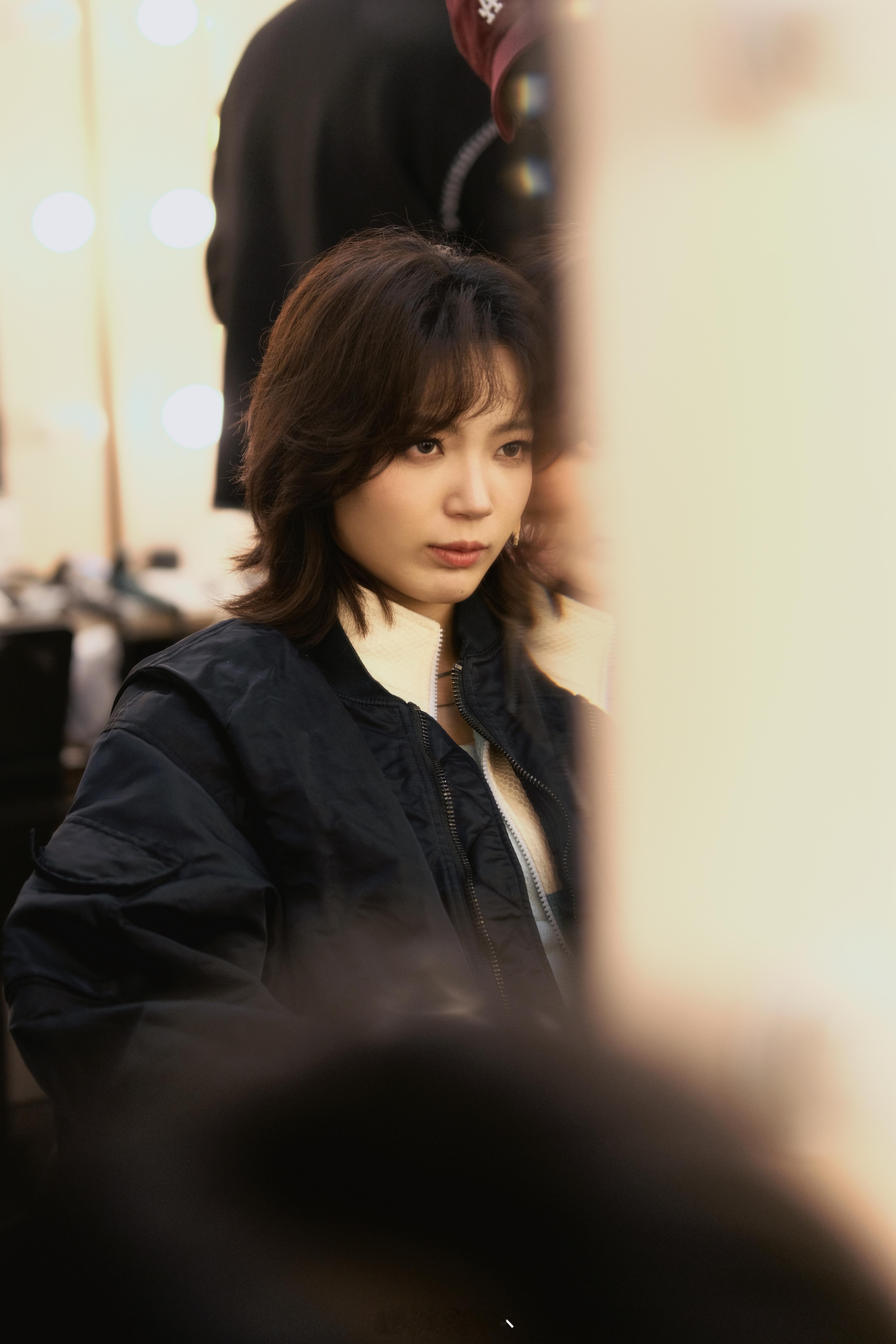 谁在背后偷摸拍我😜