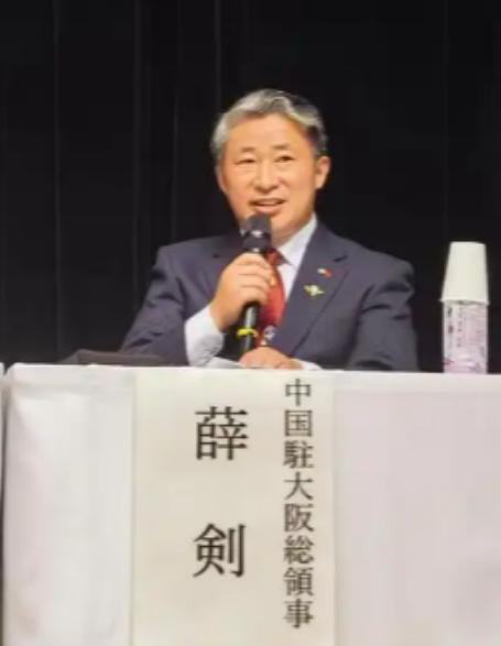 面对日本官方的恐吓指责，战神薛剑没有退缩，而是选择硬刚到底！薛剑再次发文直指