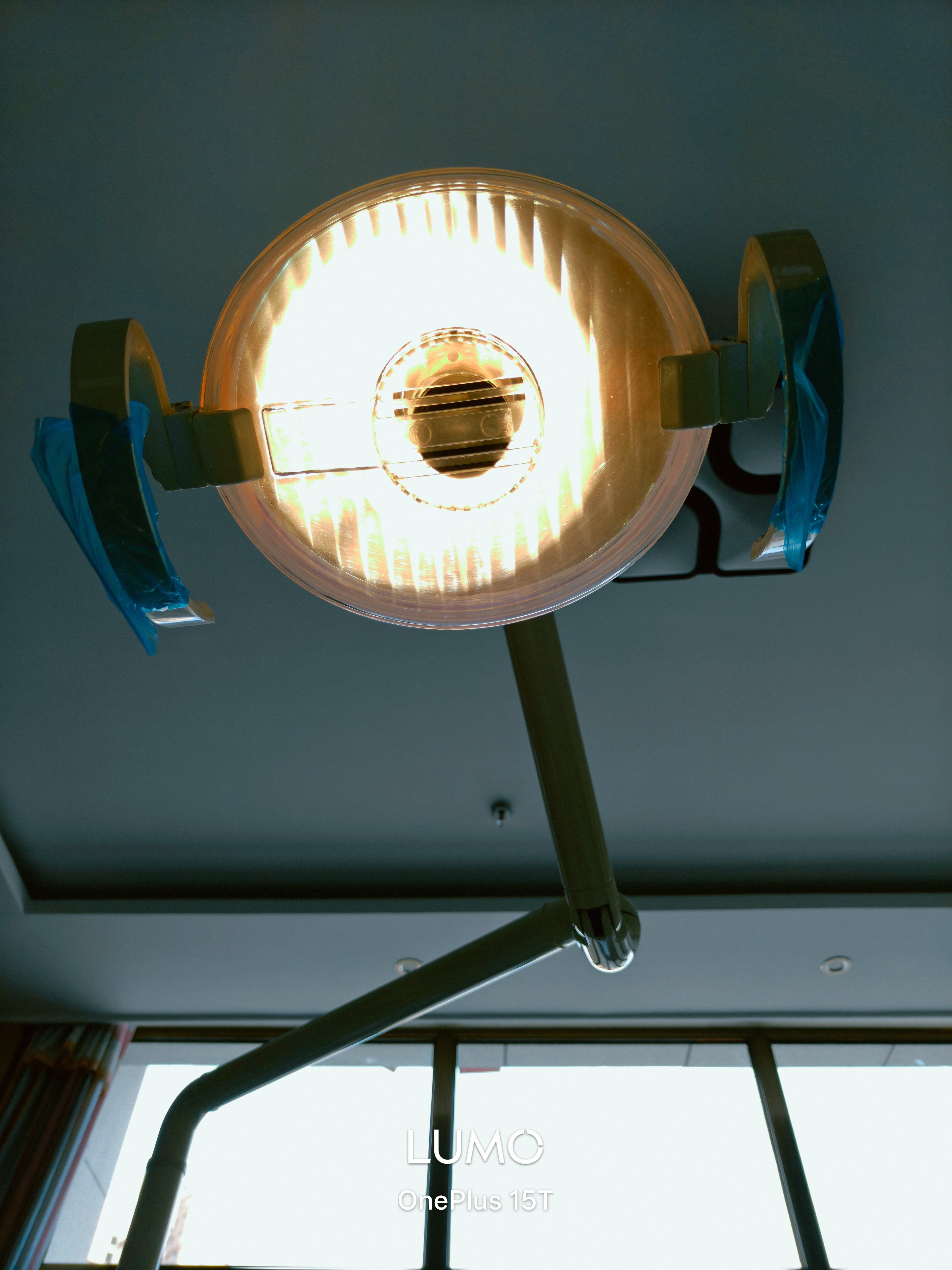 来洗牙了～去年下半年忘了洗，很明显多了很多牙垢，实在看不下去，趁着今天有空来洗个