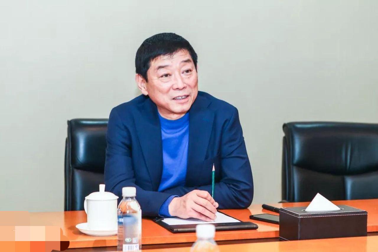 长城汽车有个典故，就是魏总之前考察国外的豪华汽车的时候，对于汽车内饰没有异味很好