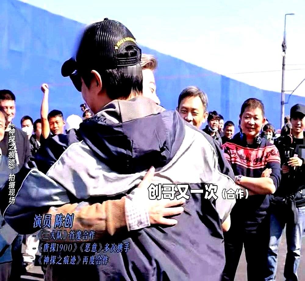 陈思诚那句“不能只有沈腾”，差点让《10间敢死队》的投资方直接撤资。资方当时彻底急眼了：定蒋龙演男一