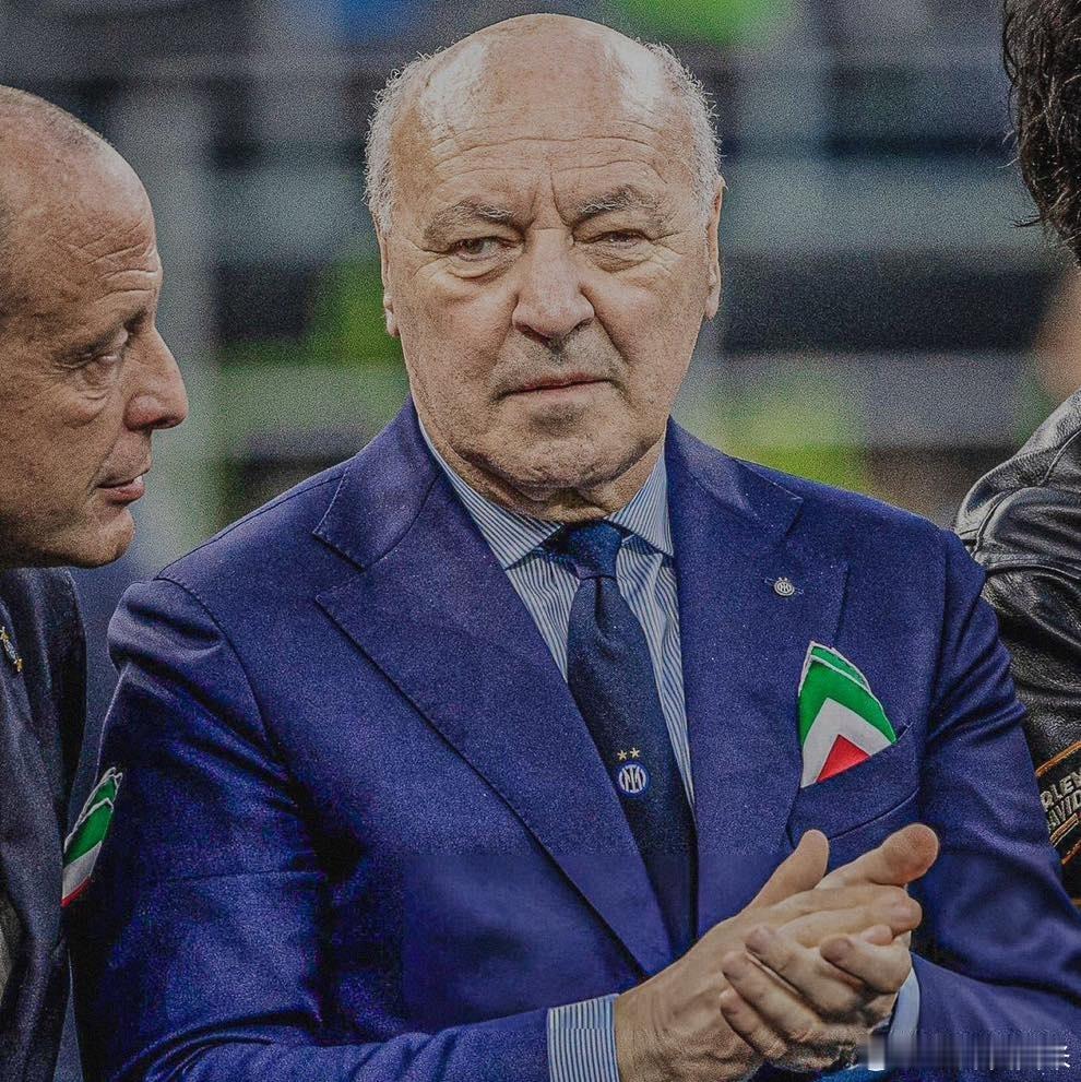 分享一个意大利内拉的观点：国际米兰本赛季的目标就是第四名（马洛塔说过），既然现在