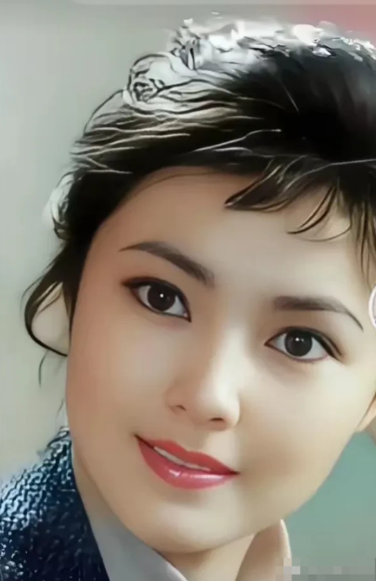 80年代四位女演员中，朱琳并不是最美的，美貌，气质，肖雄当属第一