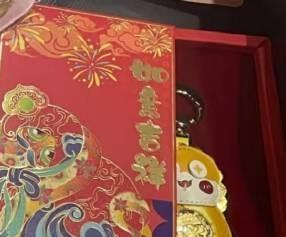 所以说穷的是梅逐雨跟许凯毫无关系！！！