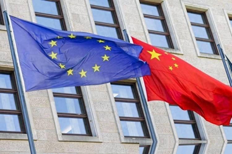 欧盟严重误判了中国！挨了中国重拳的欧盟，竟然要求中方尽快给一个解释。 这事说