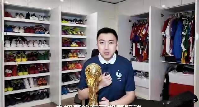 这个袁甲也不知道何方神圣，竟然说国际足联参加2.5到3亿美金不实。我以为国际