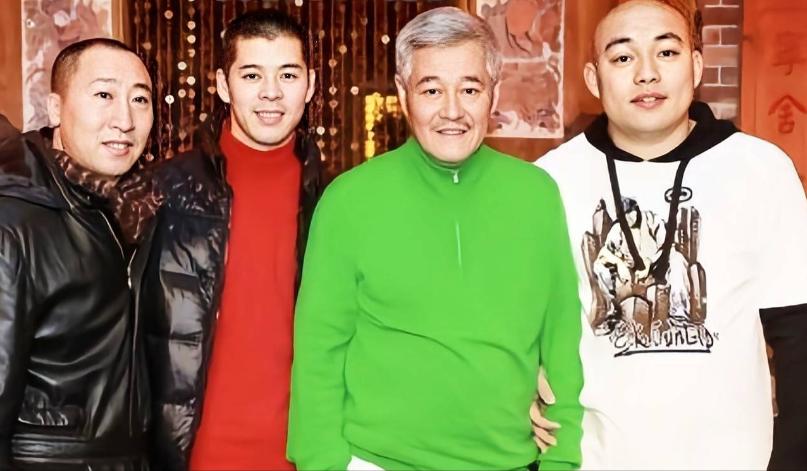 2016年，赵本山突然接到电话，爱徒张小光在高速路口意外身亡，竟然只是因为55块