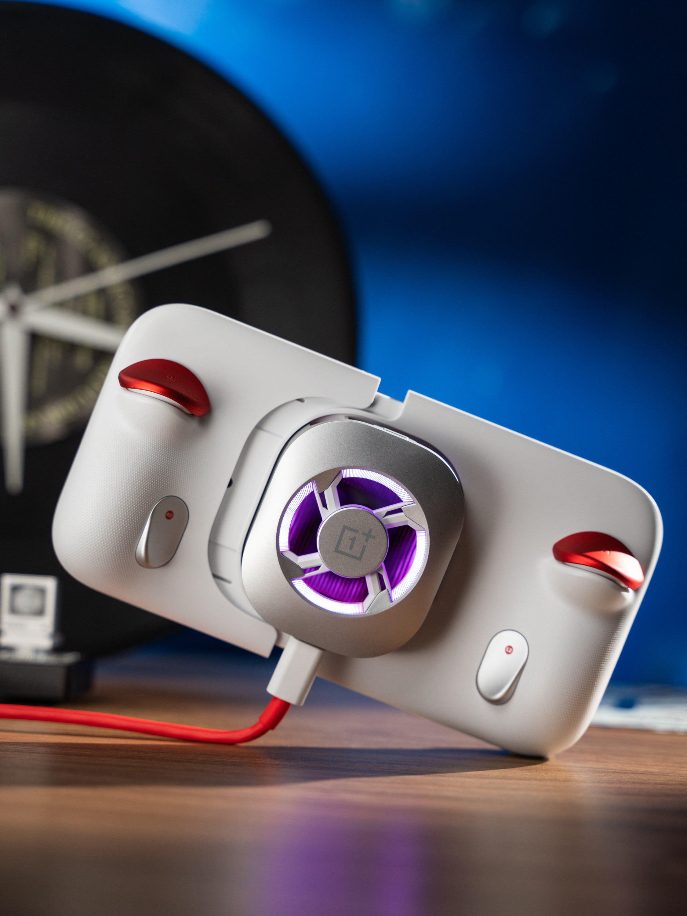 一加Ace6至尊版图赏：射击手游的最优解预热了挺久，一加Ace6至尊版和枪神