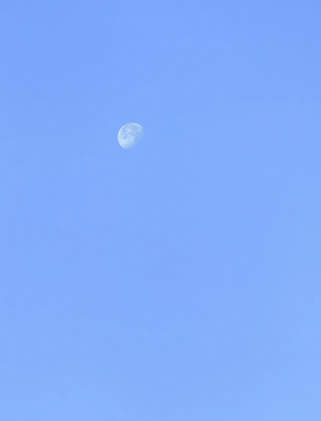 有人问，我们明明知道电诈园区在哪里，知道园主是谁，知道他们正在从事令人发指的违法