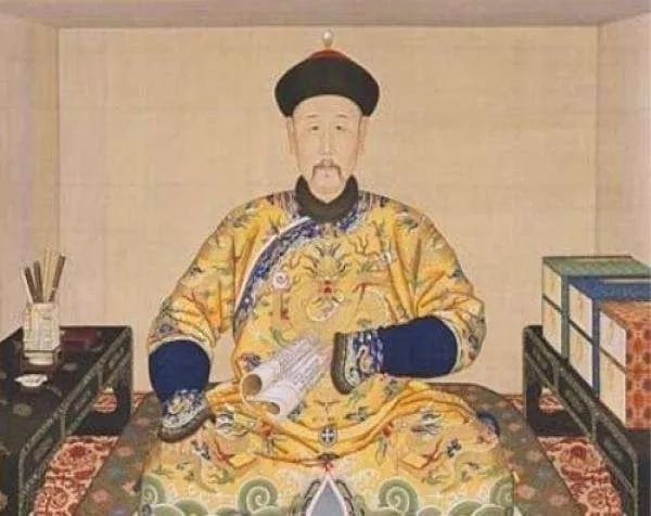 雍正到底是不是篡位？康熙晚年的“九子夺嫡”，其实是一场生死局在清朝所有皇帝里，雍正绝对是争议最大的人