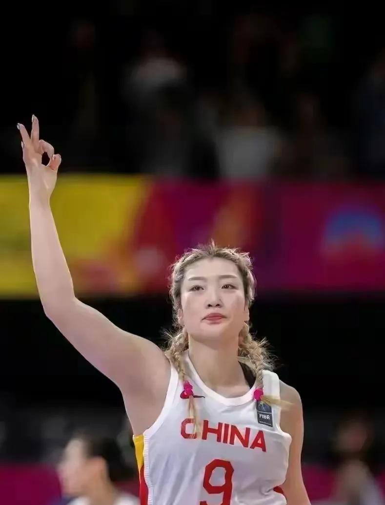李梦完美替身已找到？拥有李梦的进攻和张茹的防守！猜猜她是谁？大运会上张梓涵打得真
