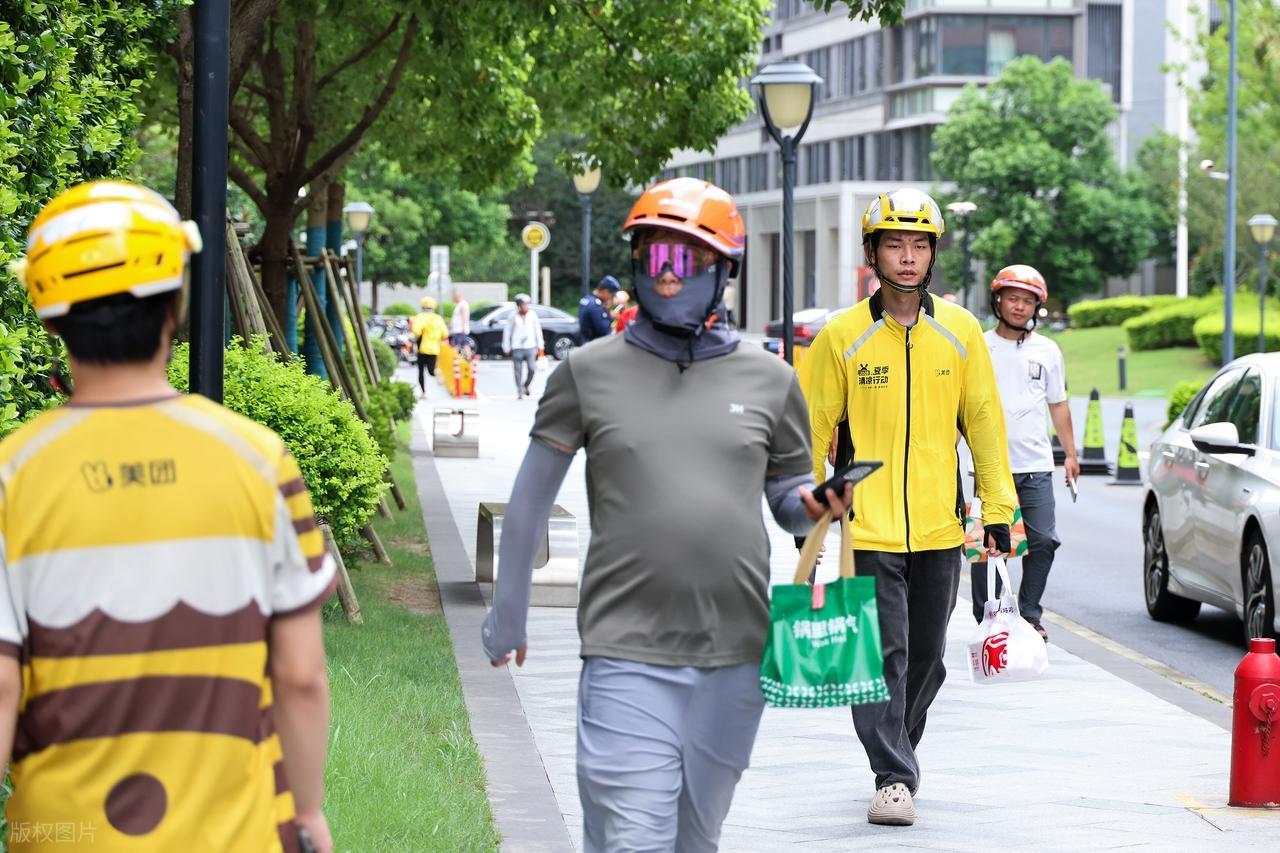 20分钟不派单，骑手敢歇吗？合肥最近出了个新规，听着挺暖心。骑手连续送单满