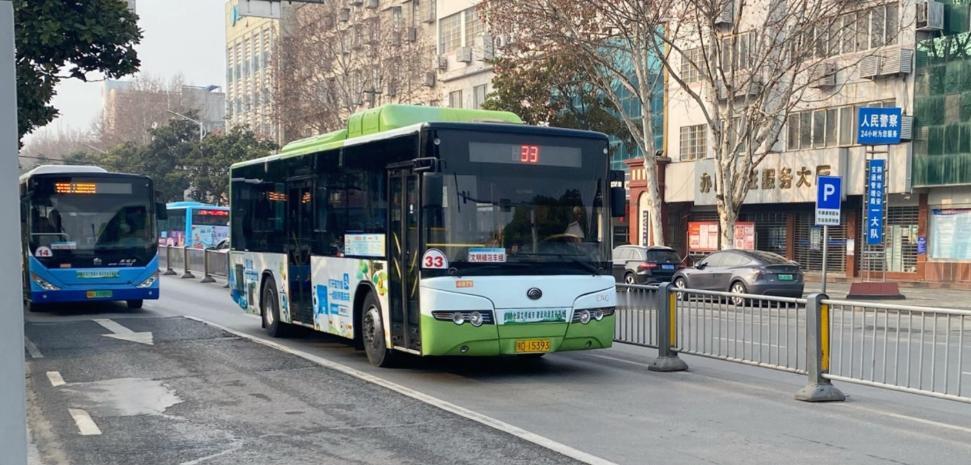 一句公交播报语，别让好意伤了荆州城市脸面经常坐荆州公交的朋友，大概率都听过那条