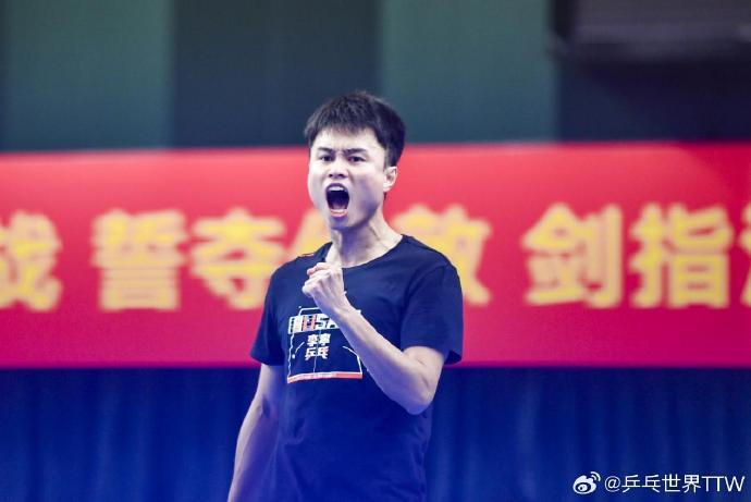 #周启豪获世乒赛参赛名额#据：3月18日，正在成都进行封闭集训的国家乒乓球男队