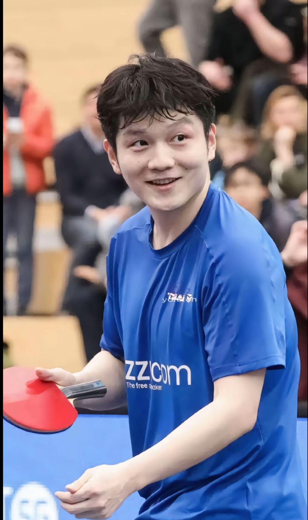 樊振东到底有多厉害？1.大满贯：张继科、孔令辉、刘国梁奥运会，世锦赛和世界杯