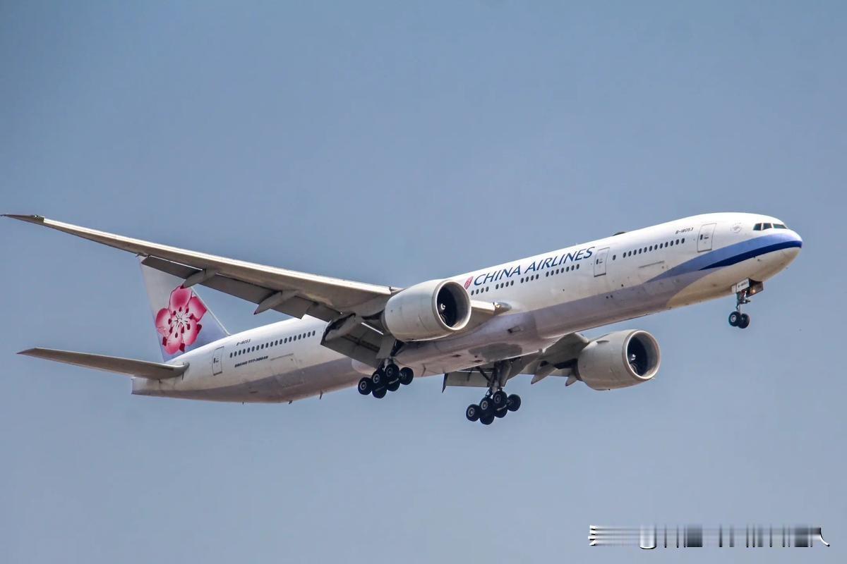 美国人终于撕下了伪装，直接把刀插进了C919的胸口！5月底的发动机禁运令，就是华