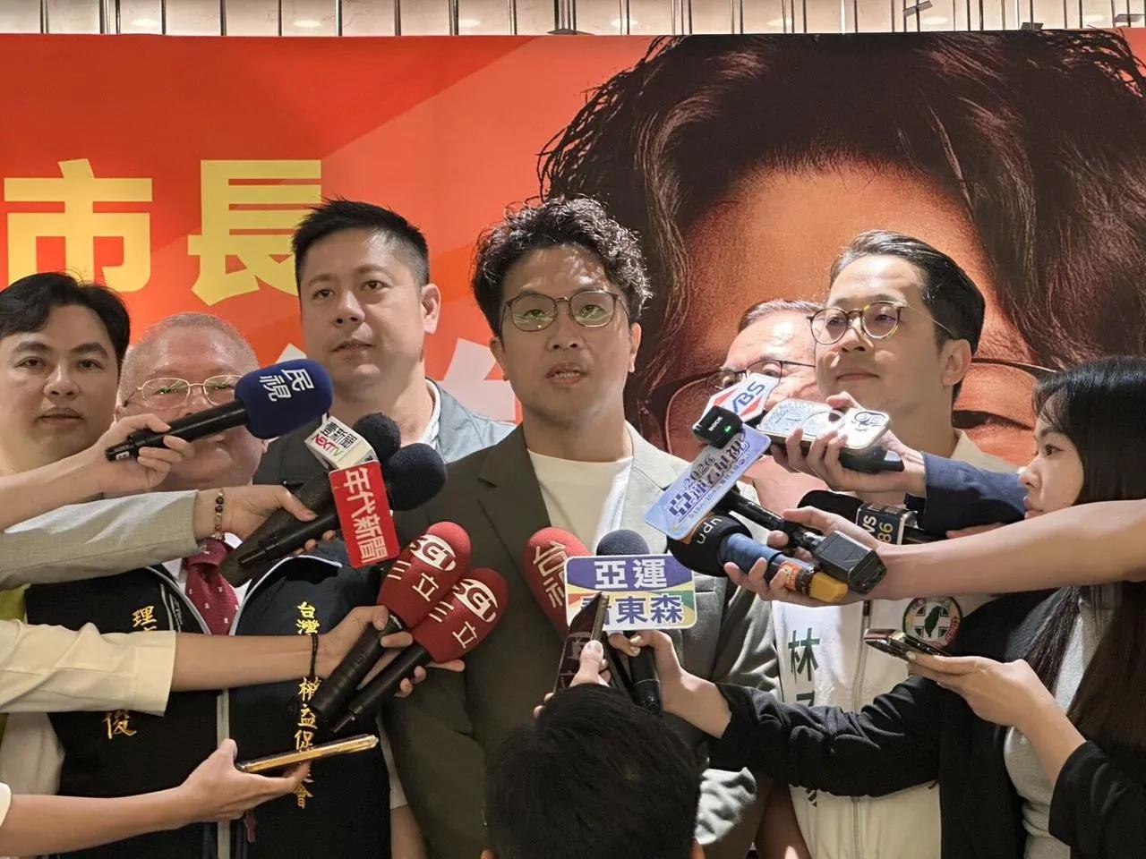 无中生有地造谣，正说明了美台勾连的心虚？10月7日，民进党台北市长参选人沈伯洋妄