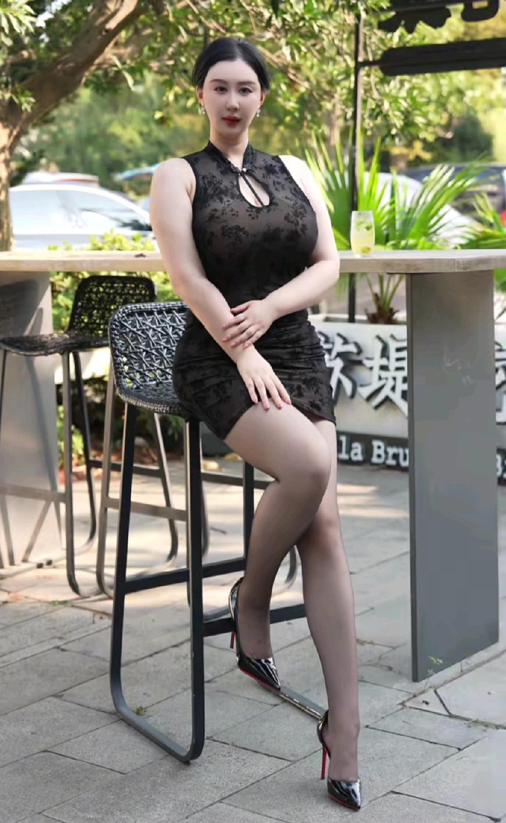 上联:海内存知己;诚邀下联天涯沦落人