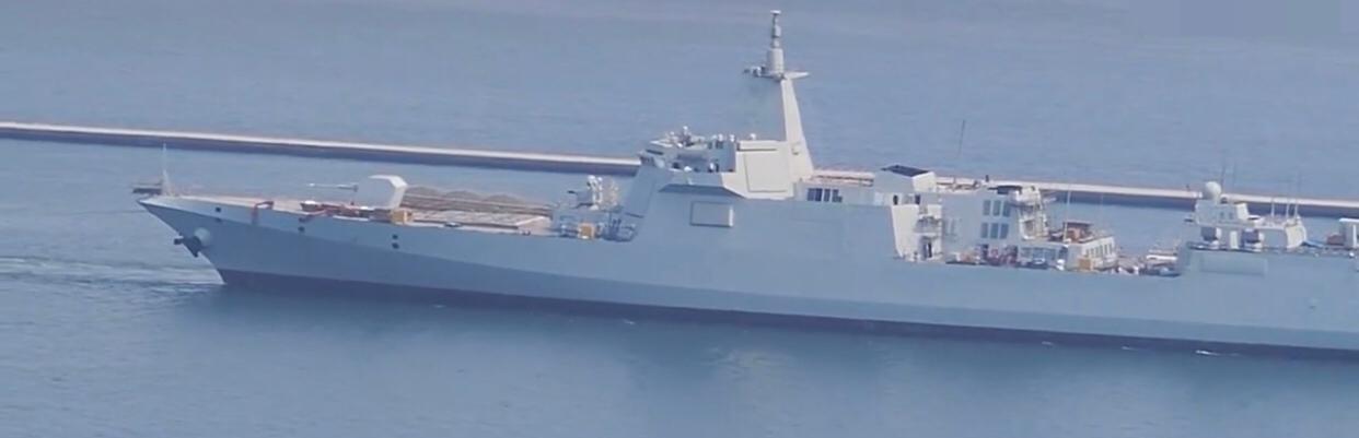 最新生产的055万吨大驱，正在加快海试服役。