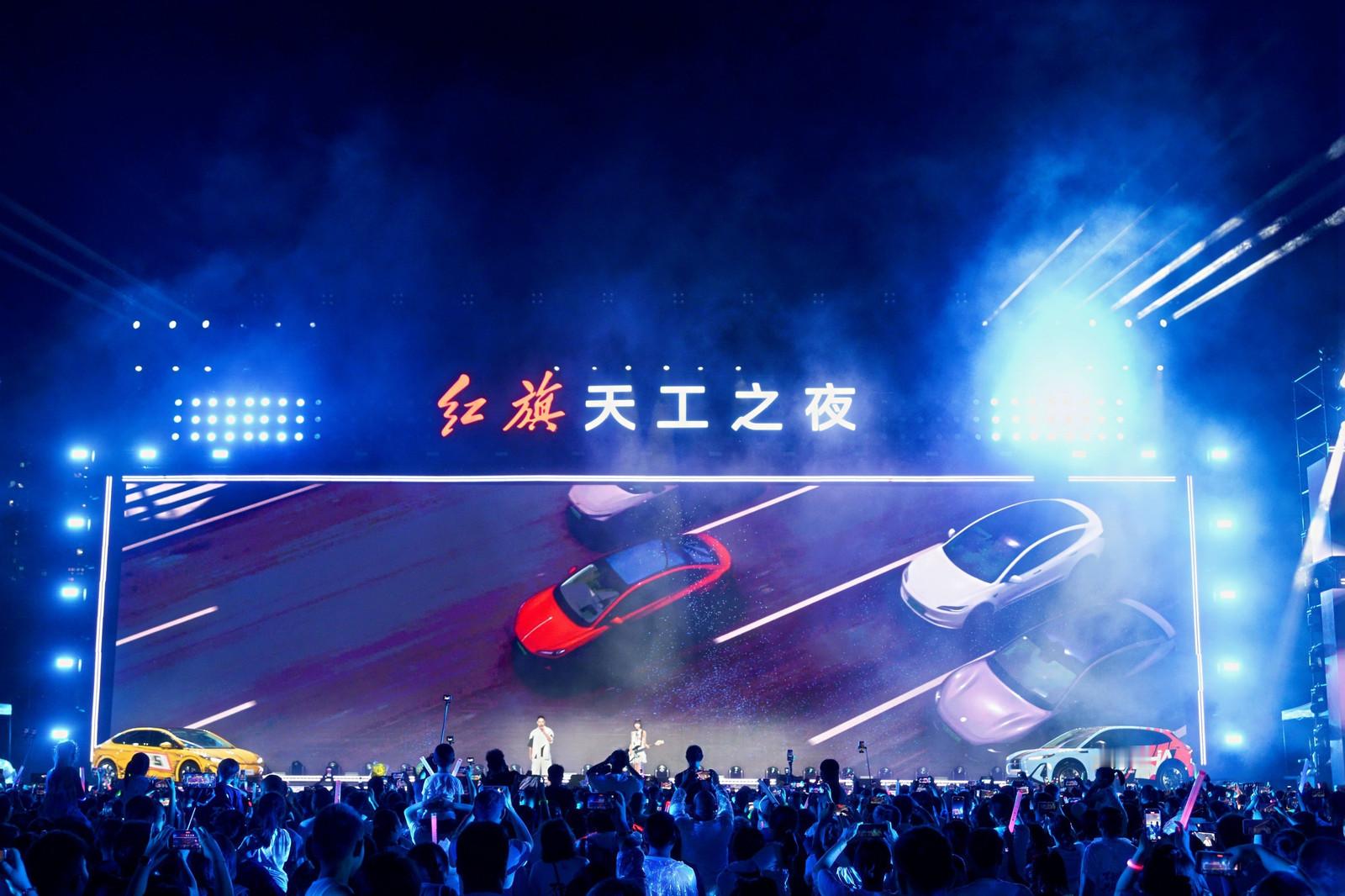 谁能想到，曾经遥不可及的“国车”红旗，如今成了200万个家庭的共同选择。这组数字