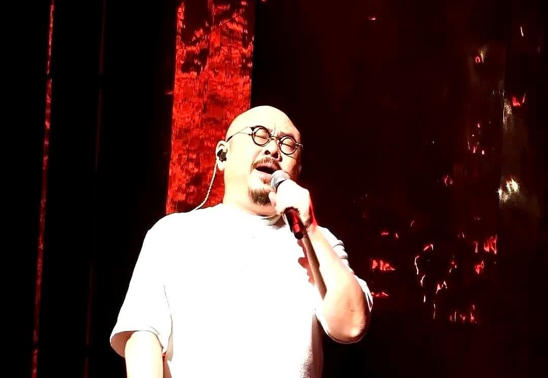无论如何也没想到，近朱者赤不灵了。刀郎人品那么好，徐子尧人品也那么好，偏