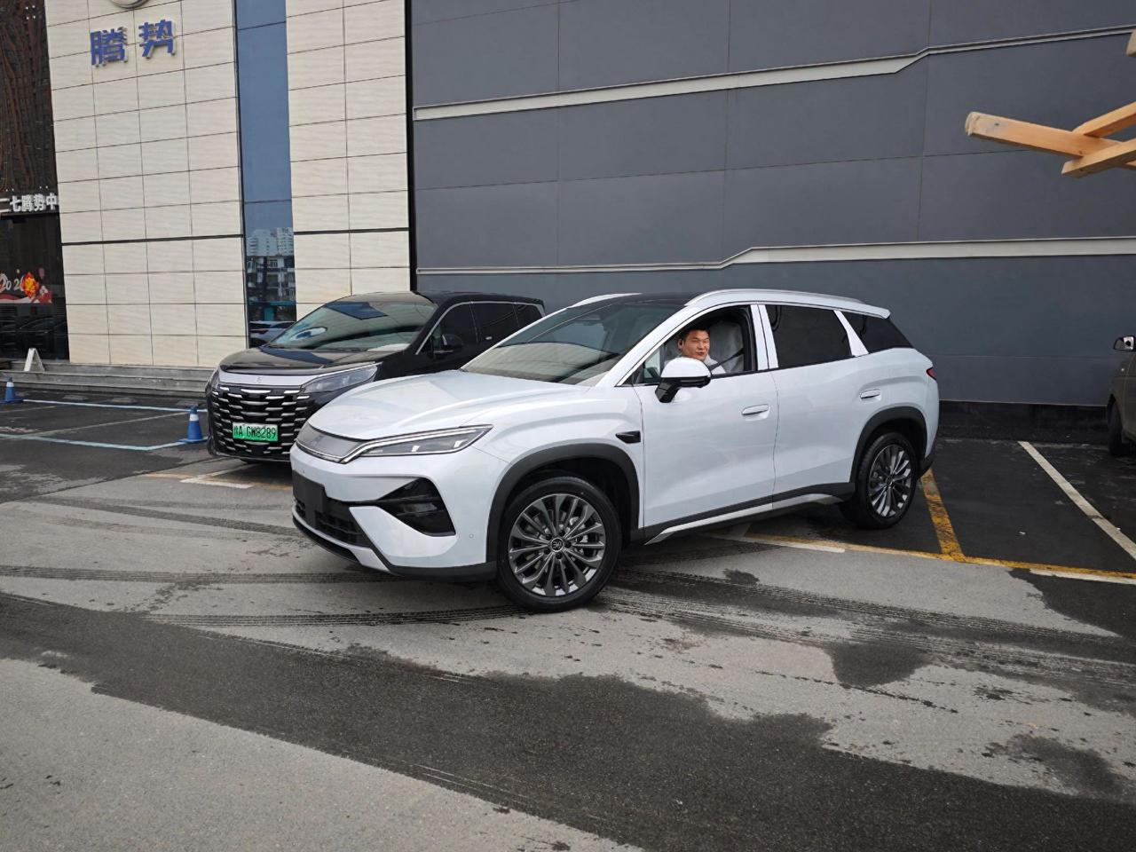 最近有朋友在后台问我，王朝网有没有纯电SUV推荐？说实话，宋PLUS去了海洋网之