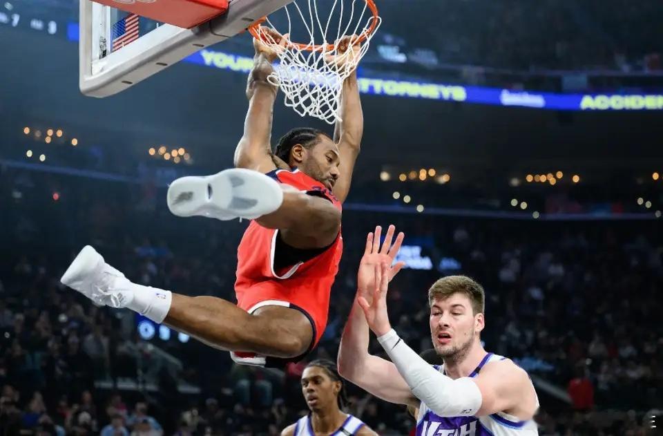 莱昂纳德轰45分末节20分！快船6连胜擒爵士哈登20+7李凯尔22+8北京时间