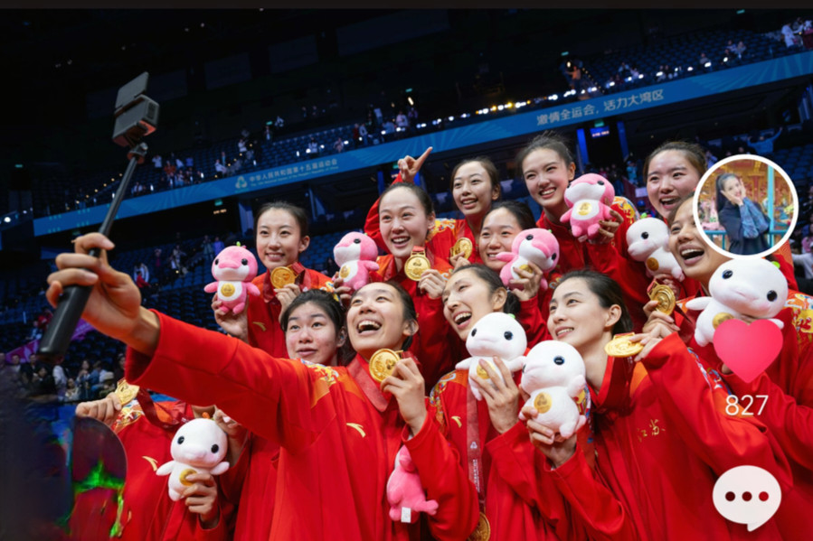 全运会上的每个拼搏的瞬间都是常宁宝宝和江苏女排的荣耀及难忘的记忆。从18岁时的青