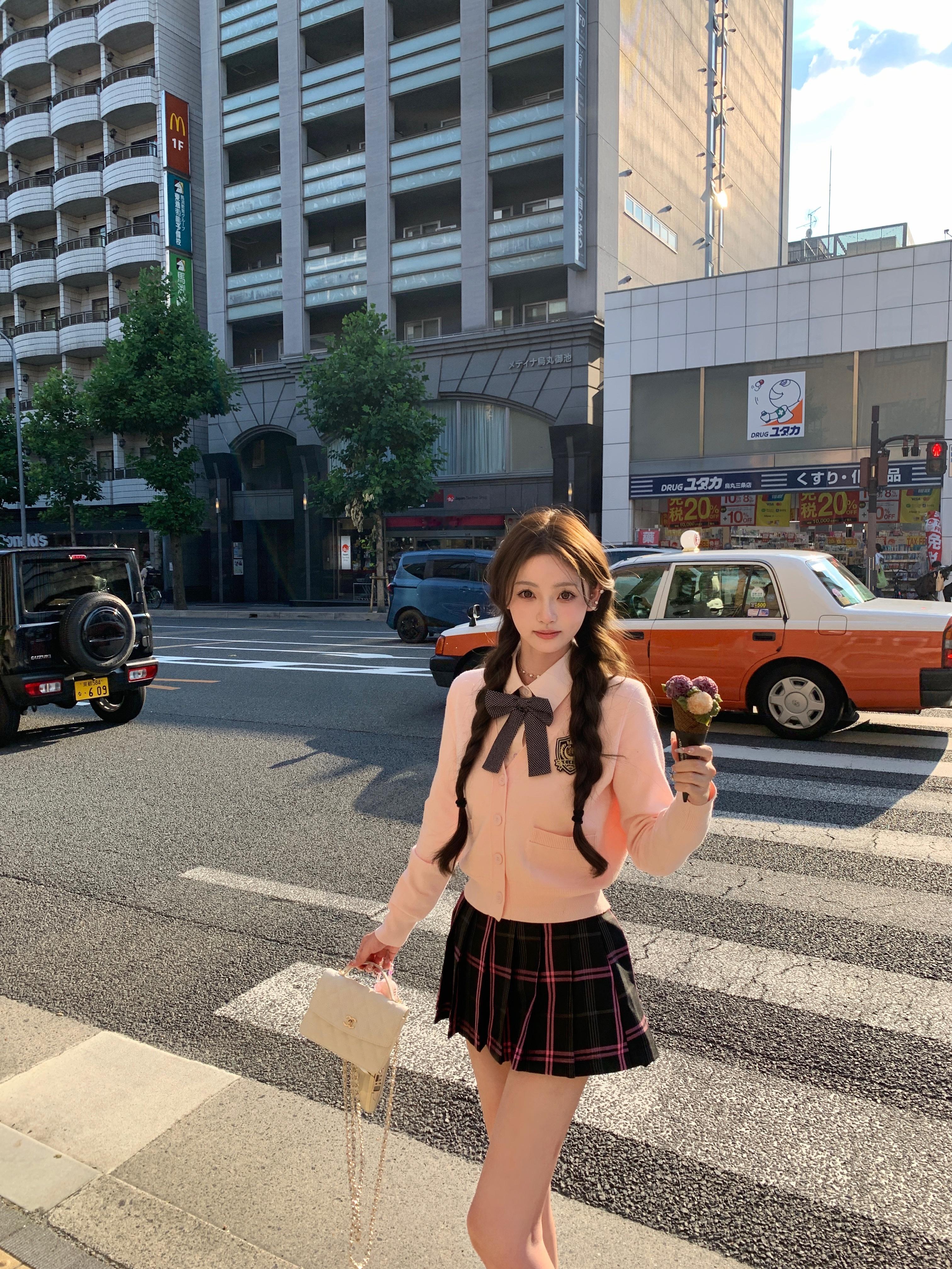 “快下楼！！给你带的冰淇淋要化啦”​​​