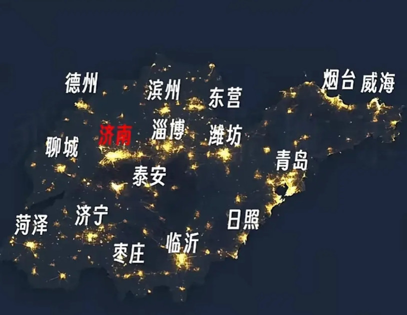 山东夜间灯光图，临沂很亮眼！通过夜间灯光的角度来看，山东省三大城市分别为济南、