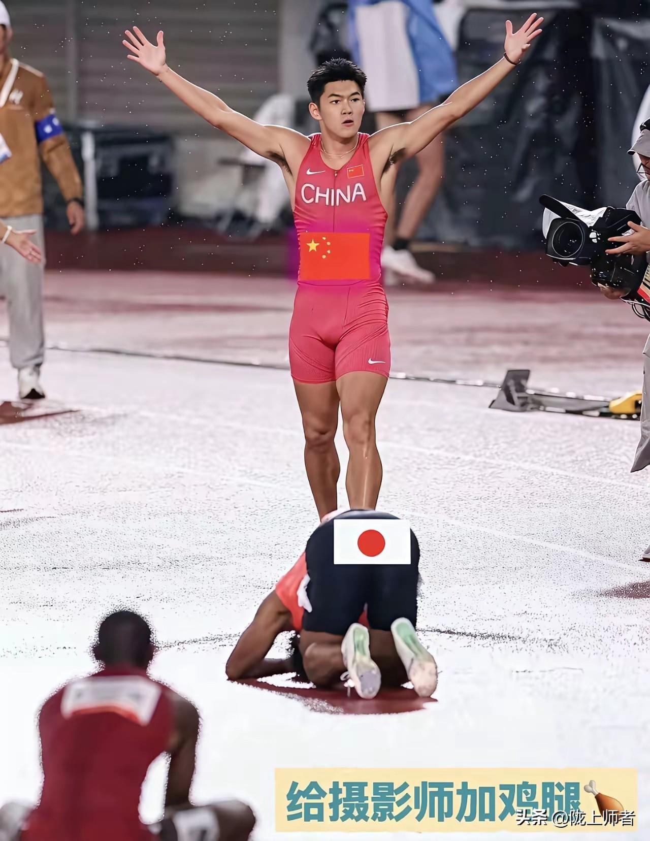 00后确实带给我们一些不一样的东西。也许你看后会觉得不自在，也许你已经跟不上这个