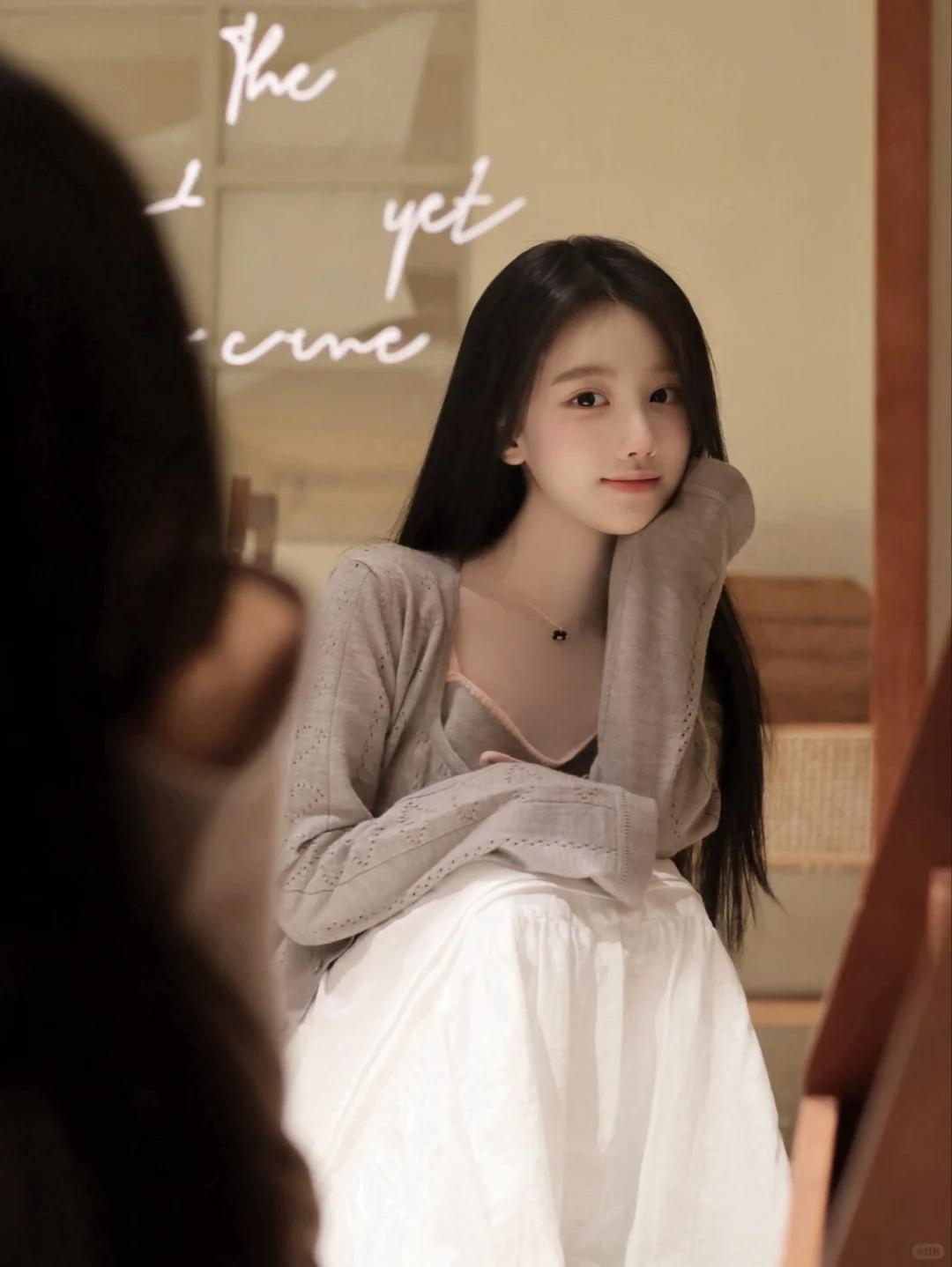 ଳ͘太喜欢第二张啦这一套太温柔啦~帮我选个封面吧🐰♡｡。