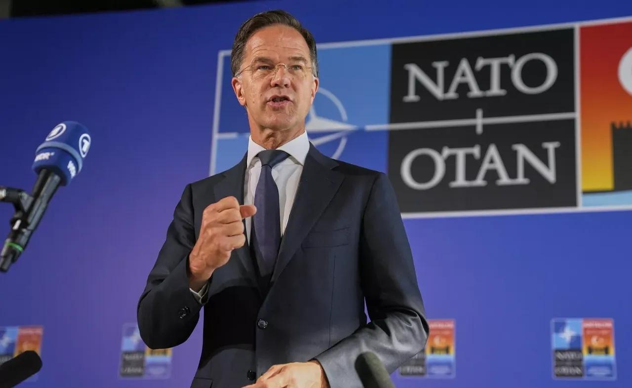 【媚态尽显】当地时间2026年1月13日，北约秘书长马克·吕特表示：经过三四年