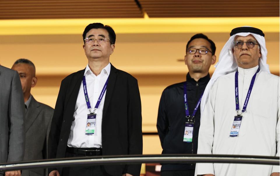 中超全面放开外援，迫在眉睫：1、出台俱乐部总薪资限制，总工资帽1000w欧！如