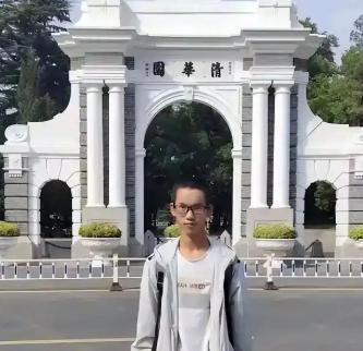 ·“搬砖男孩”林万东，713分考入清华，毕业却回农村，如今咋样了 2025年