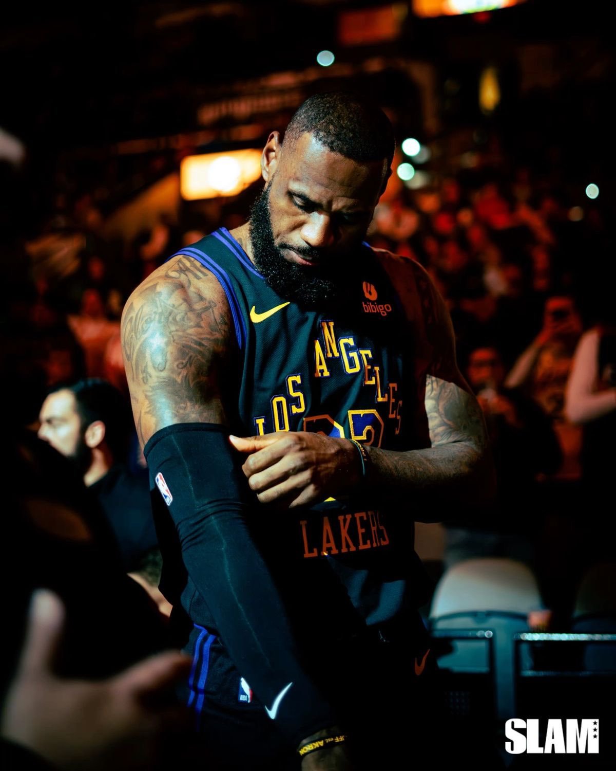 湖人1月份的比赛已经全部打完，8胜7负。詹姆斯全部出战，包括2个背靠背，场均上场