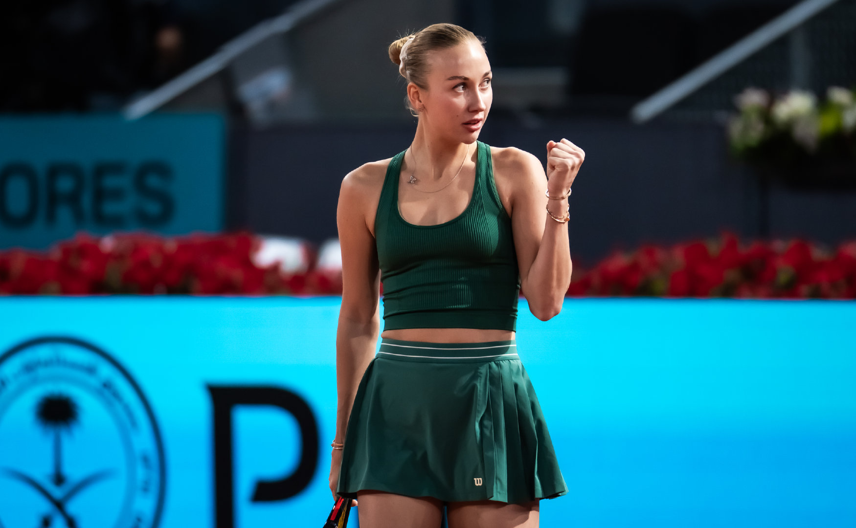 #莱巴金娜0比2波塔波娃#WTA1000马德里站第四轮，2号种子莱巴金娜6-7、