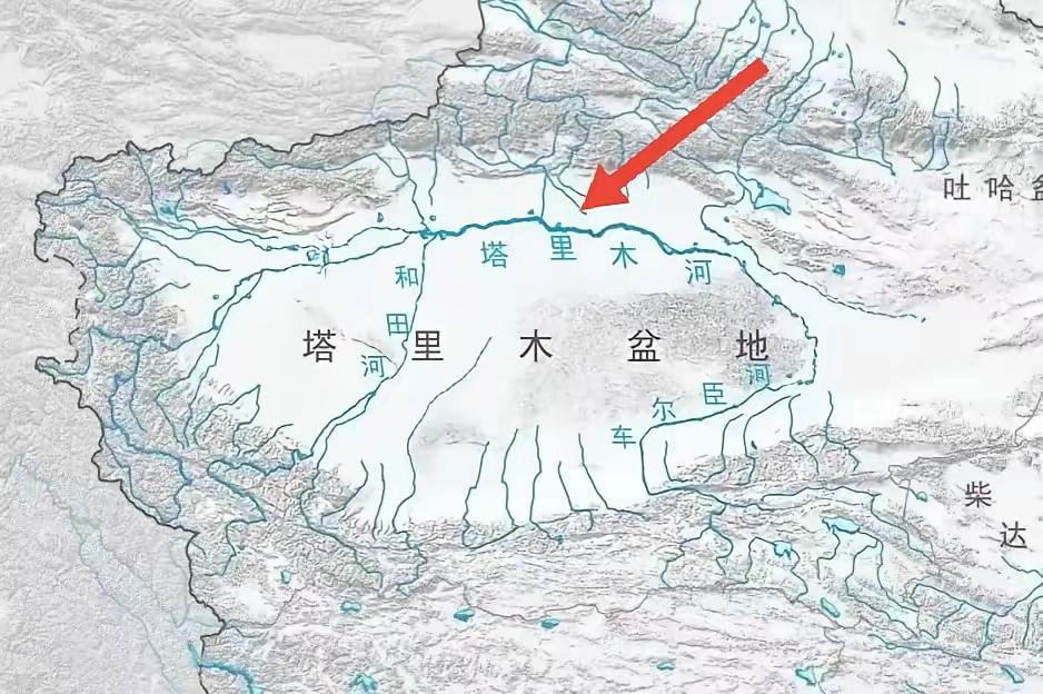 在塔里木盆地的东沿修一条运河，把山上流下来的雪水汇集到运河里统一利用，开发的绿洲