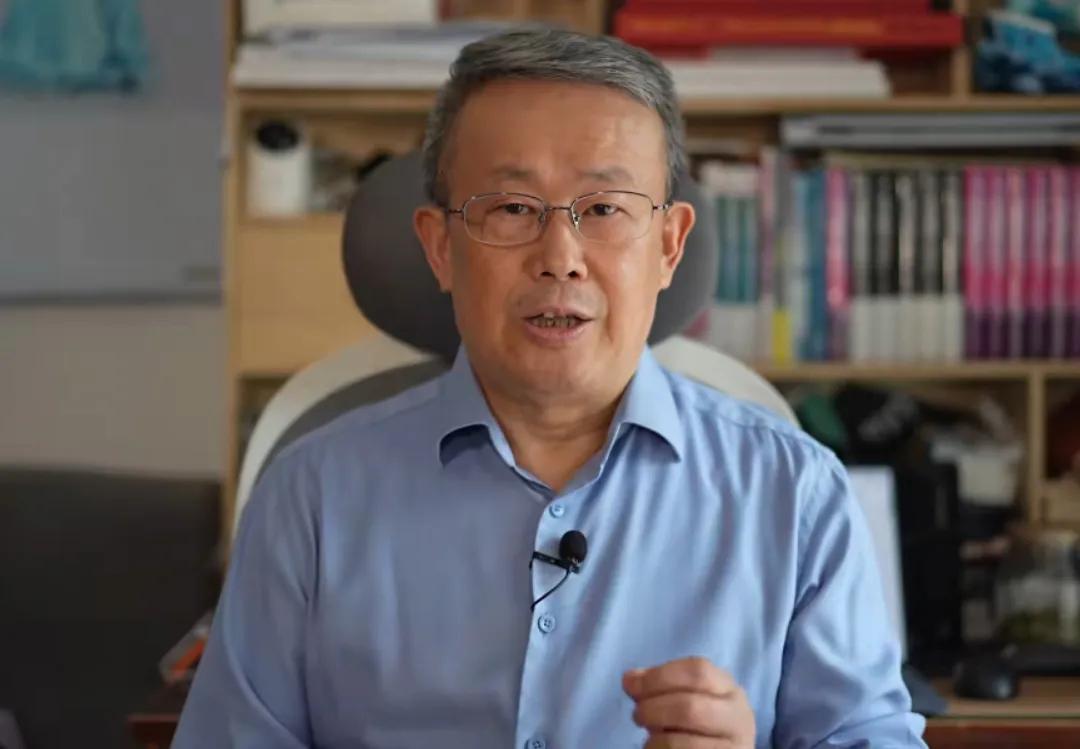 项立刚分析蒋雨融的回应。6月2日，项立刚先生阅读了蒋雨融回应的文章，他评价这种回