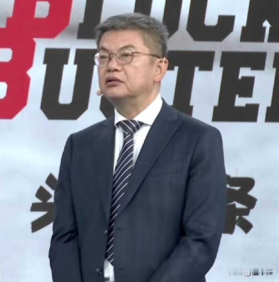 保罗真要退役了！苏群谈保罗本赛季结束后退役：“保罗只比詹姆斯小半岁，所以本赛