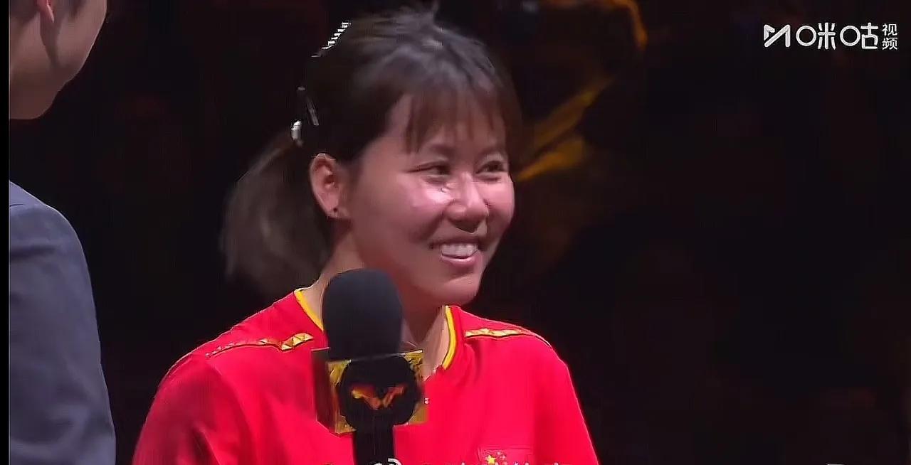 陈幸同这话一出口，又把观众逗乐了！赛后采访她笑着说：“刚开始她打得比我好，