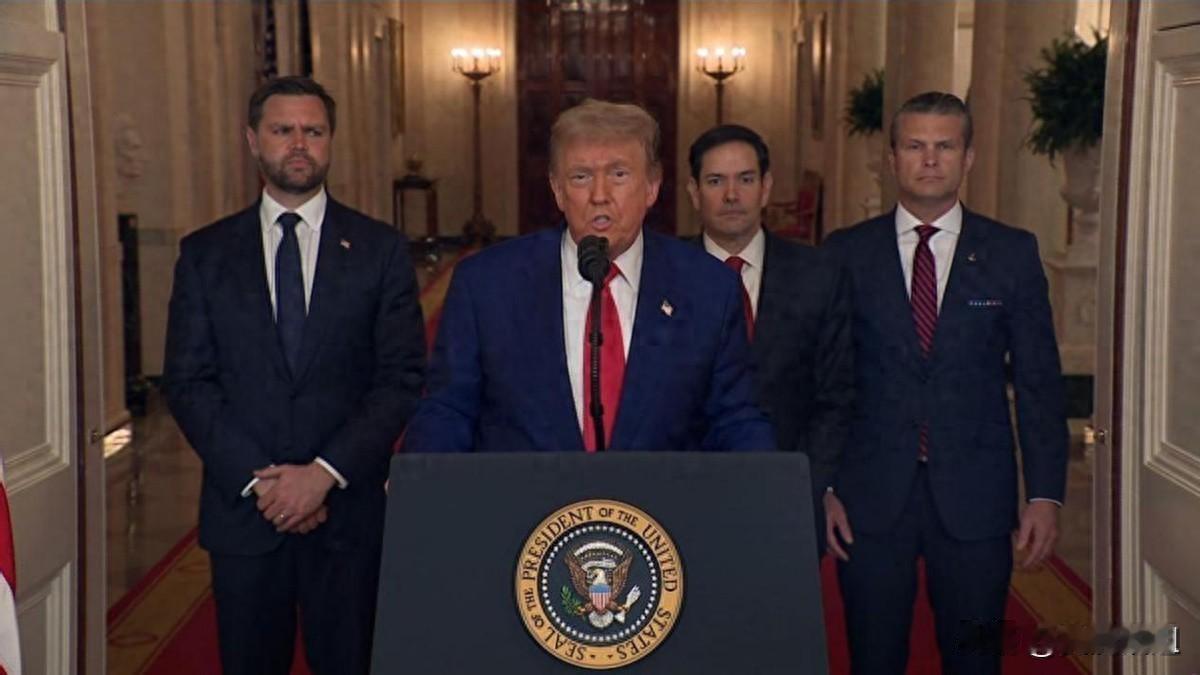 特朗普要玩真的？美国或退出北约，英法德开始急了最近的欧洲政坛，称得上是“一波