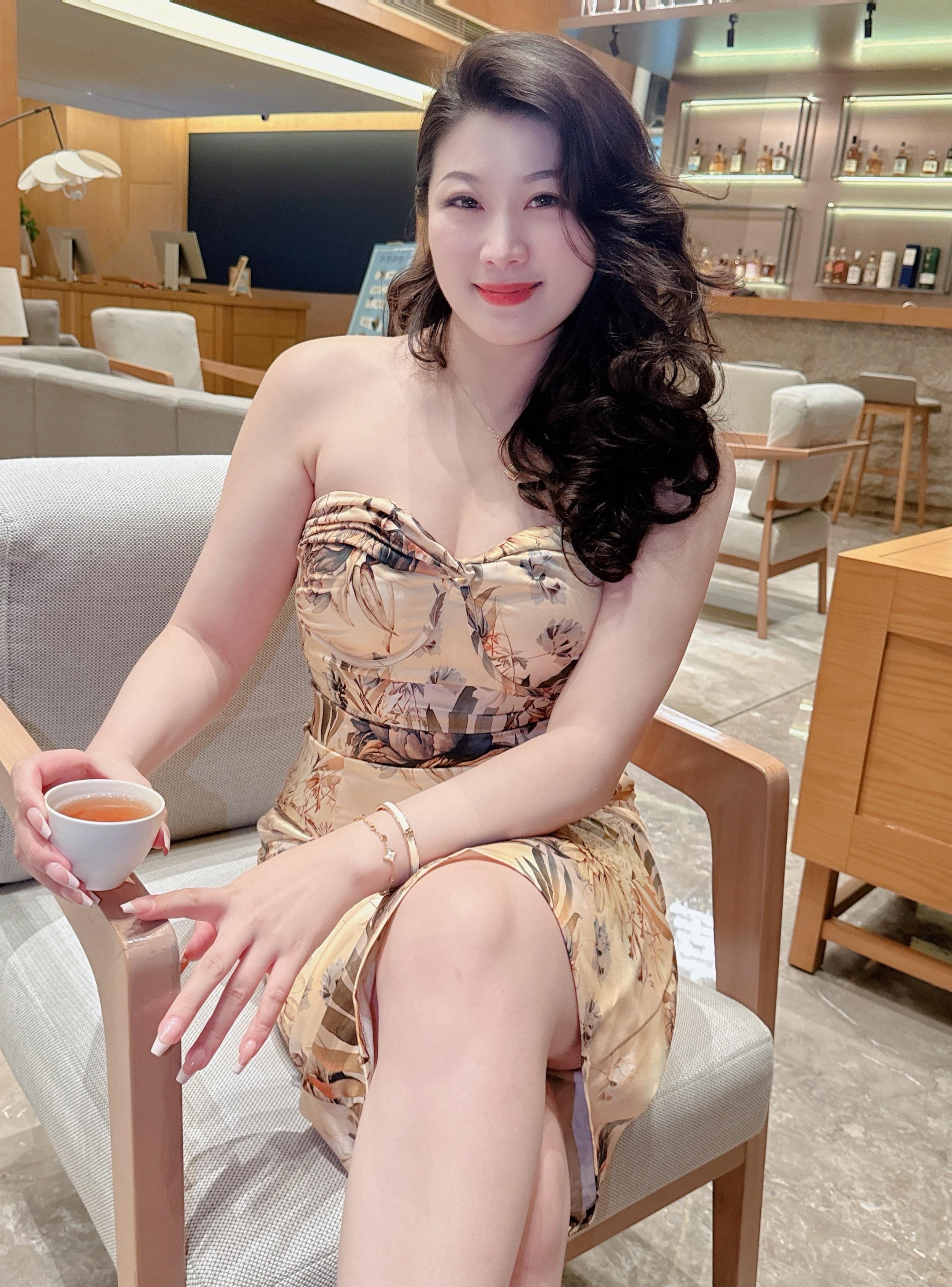 生活里只干两件事 让我变好的 让我开心的